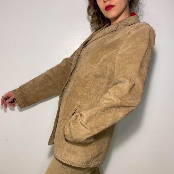 CREAM SCUEDE WITH PATCHED STITCHES BUTTONED DOWN LEATHER JACKET - Picture 3 of 4